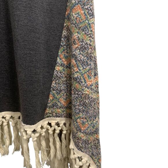 Umgee Womens Sleeveless Open Front Tasseled Mid Length Cardigan S/M Boho Western - Picture 7 of 8